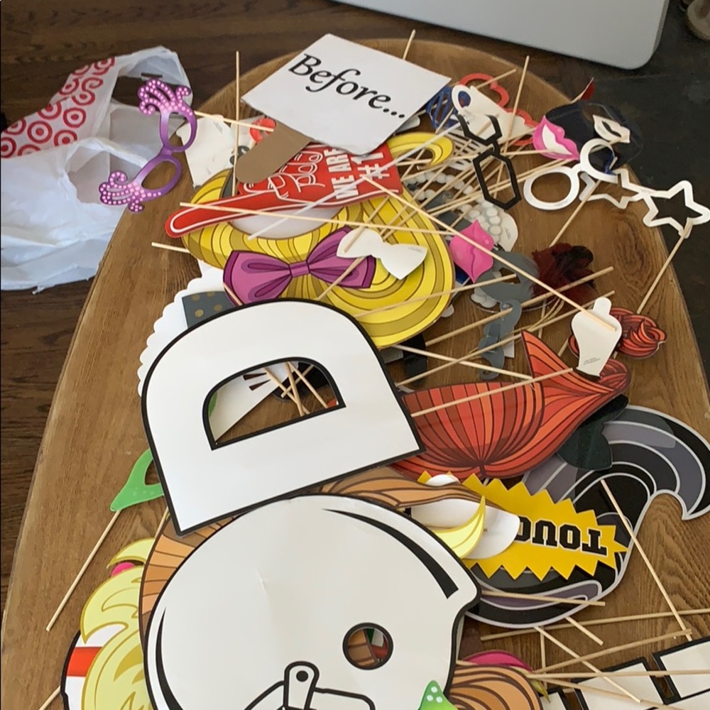 Photo Booth Props - Picture 3 of 3